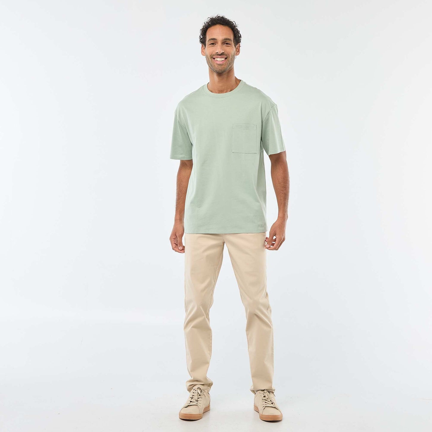 T-shirt uni à manches courtes avec poche poitrine VERT