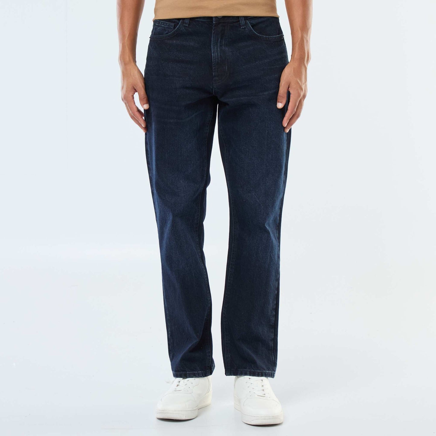 Jean regular 5 poches BLEU DéLAVé