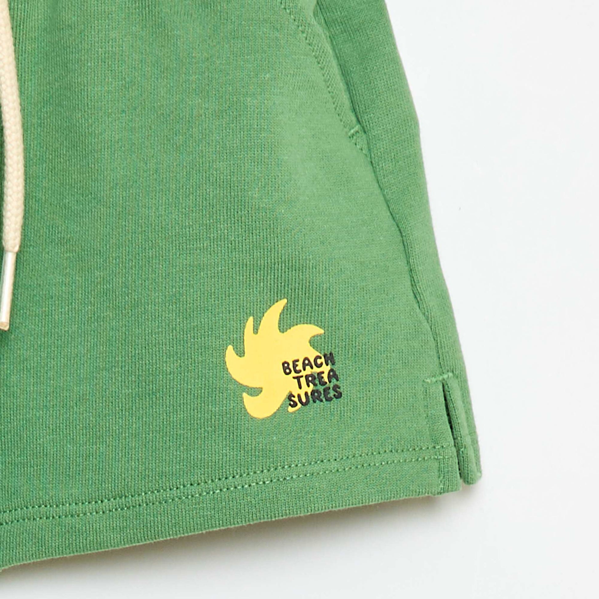 Short léger avec cordons de serrage VERT