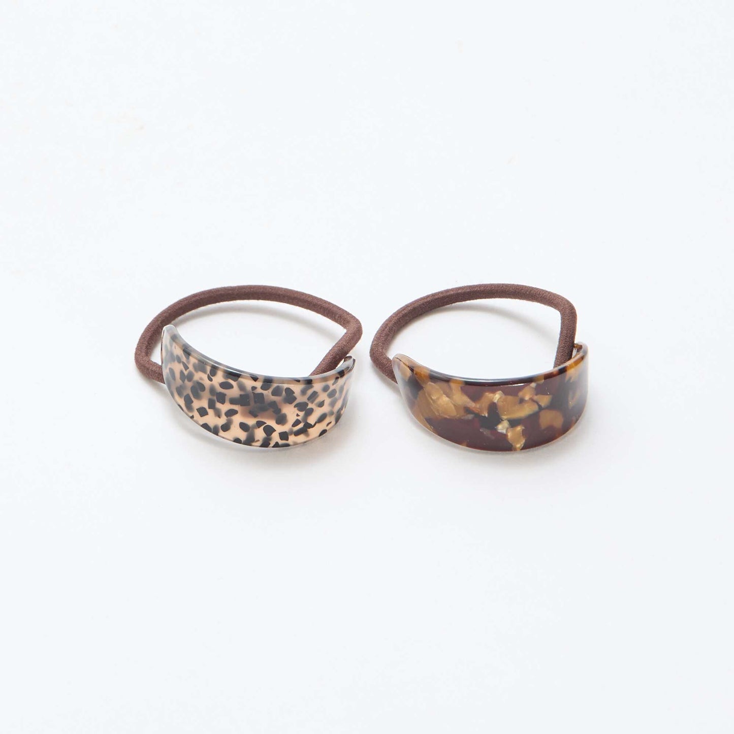Lot de 2 élastiques avec bijoux fantaisies MARRON
