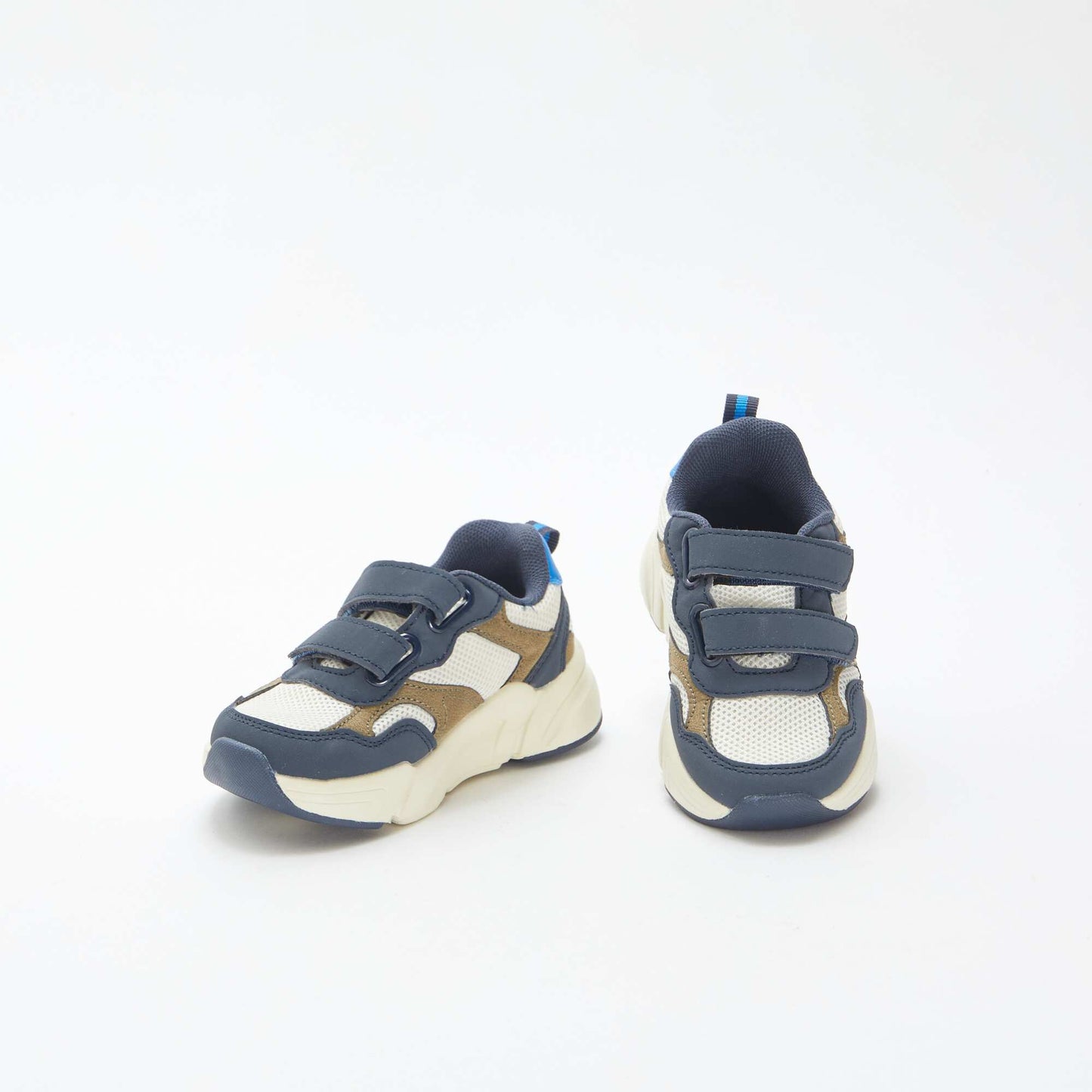 Baskets running en mesh BLEU
