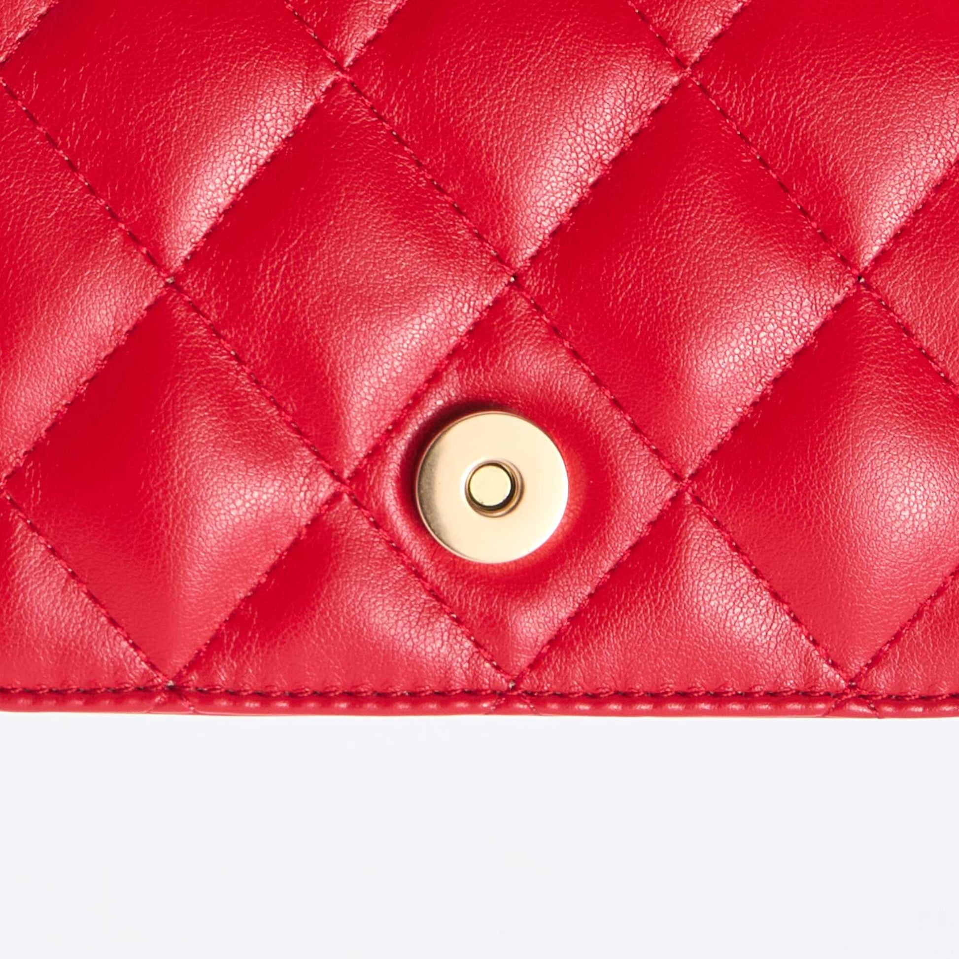 Mini-sac matelassé en bandoulière ROUGE