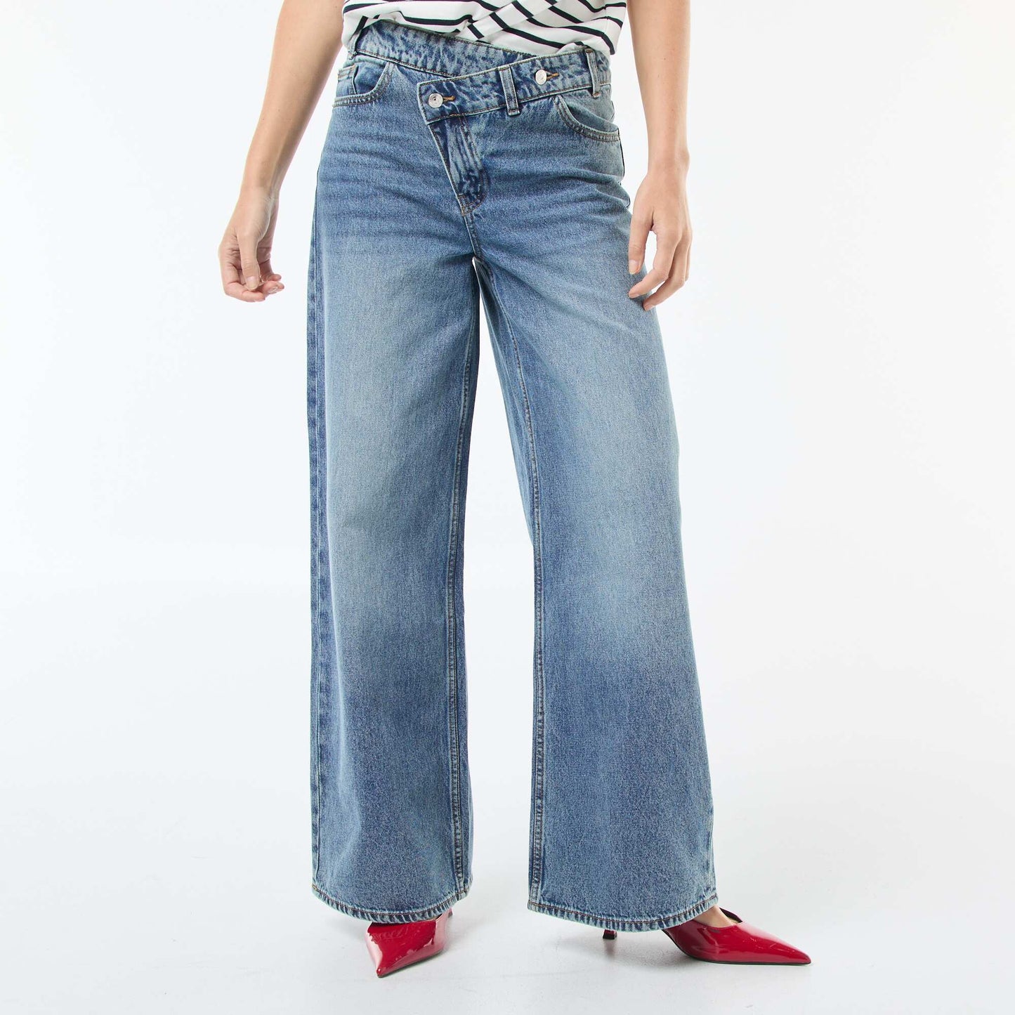 Jean large avec double ouverture boutonnée BLEU