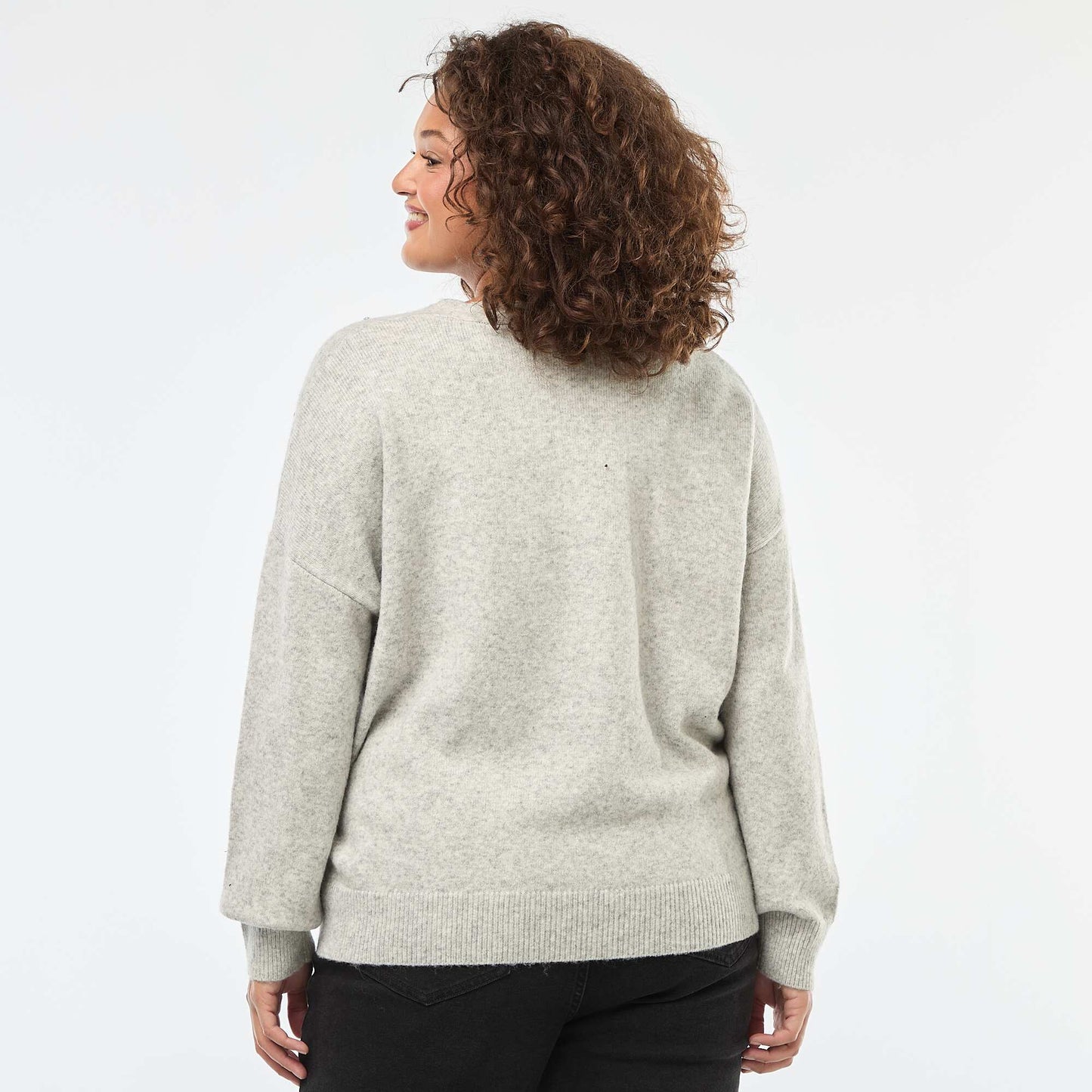 Pull avec col cache-cœur et strass fantaisies GRIS