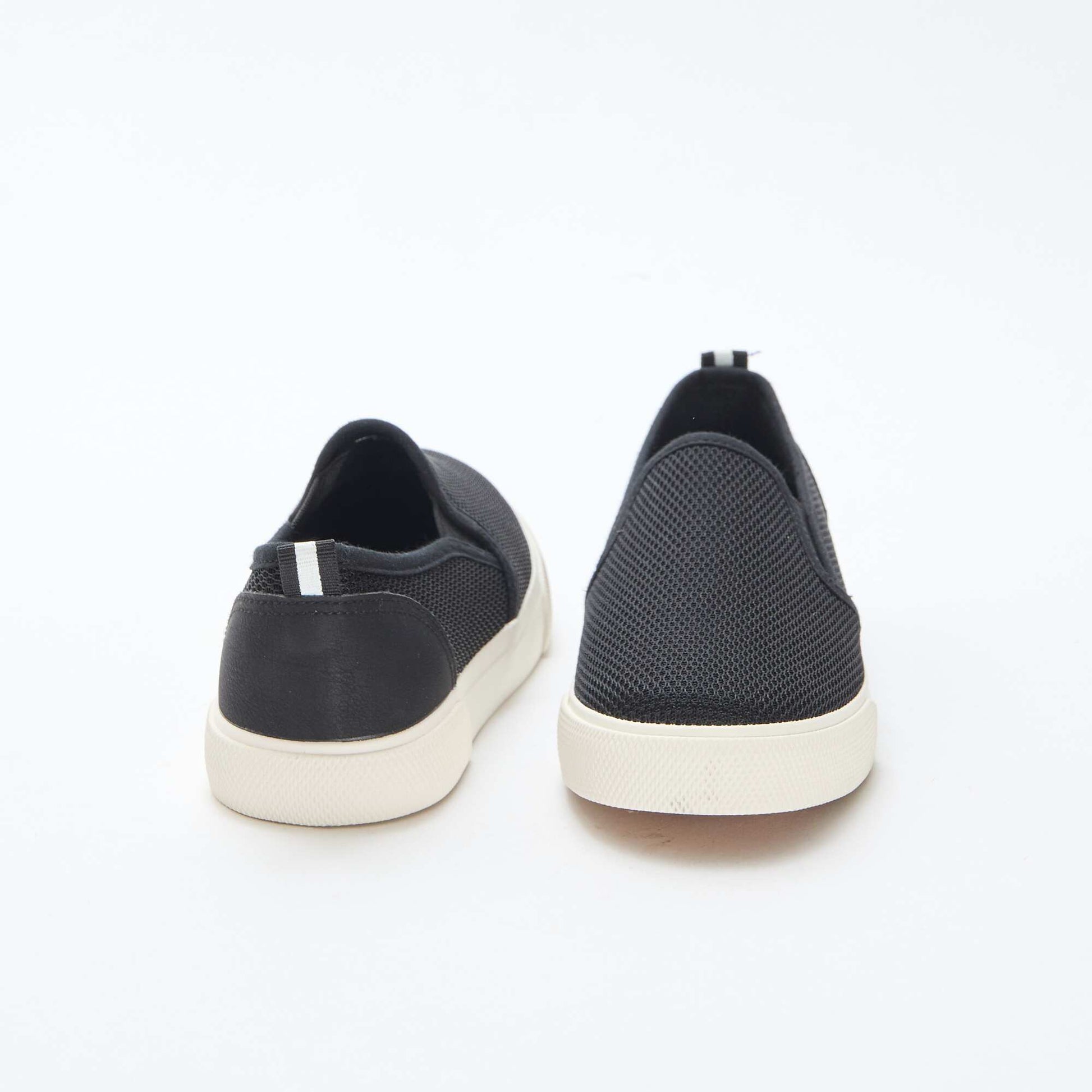 Baskets basses slip-on en mesh uni NOIR