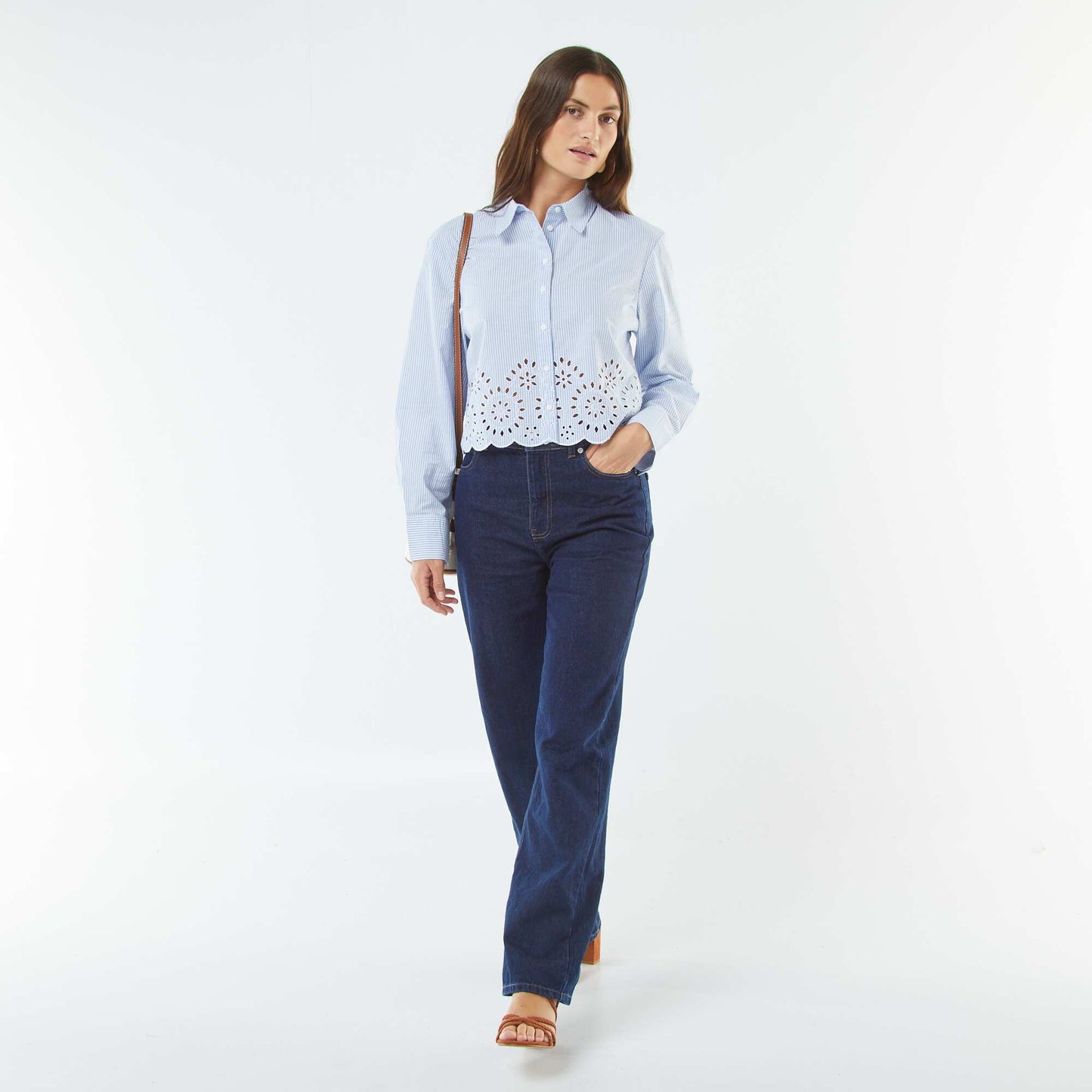 Chemise à rayures avec broderies sur le bas BLEU