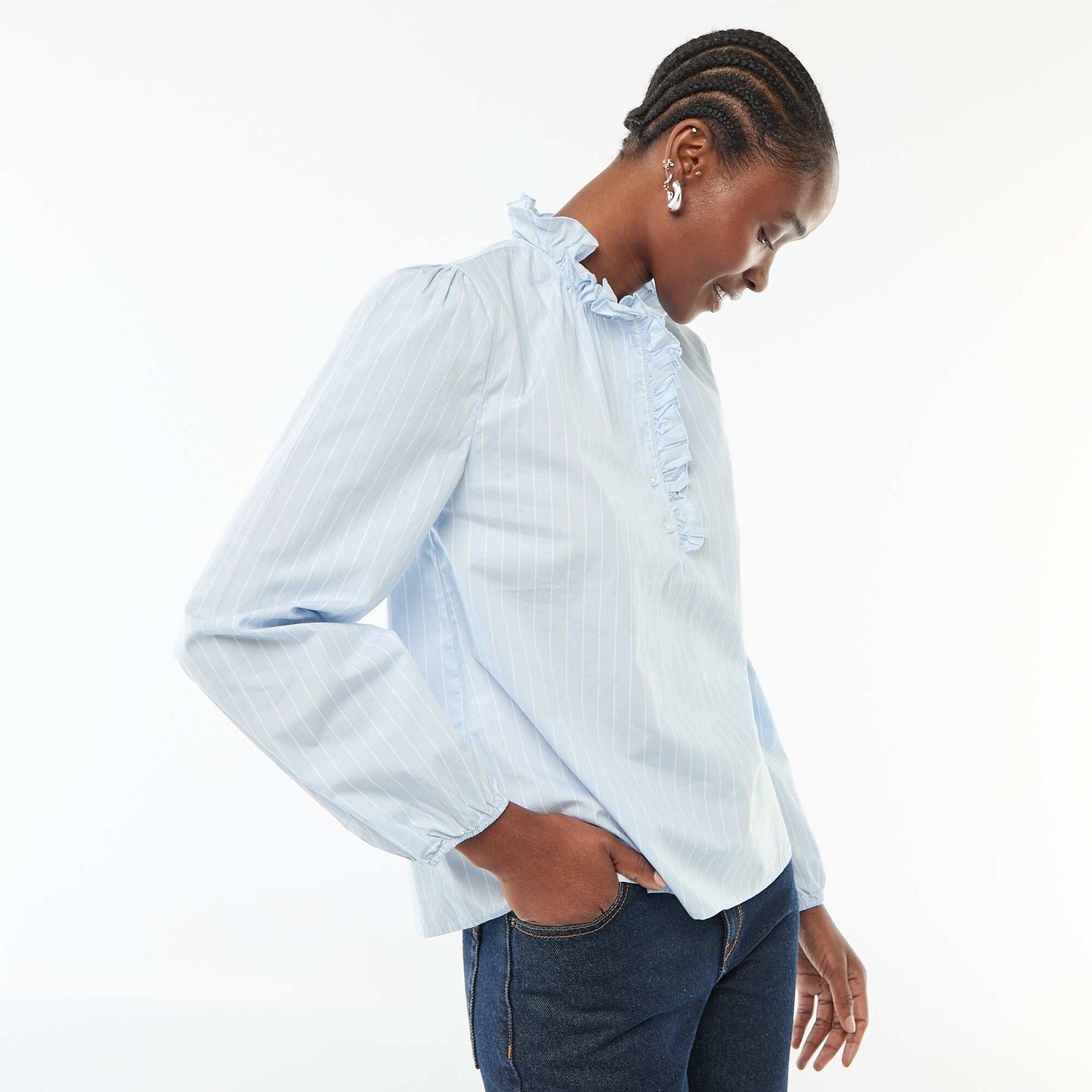 Blouse avec volants au col et à l'ouverture BLEU
