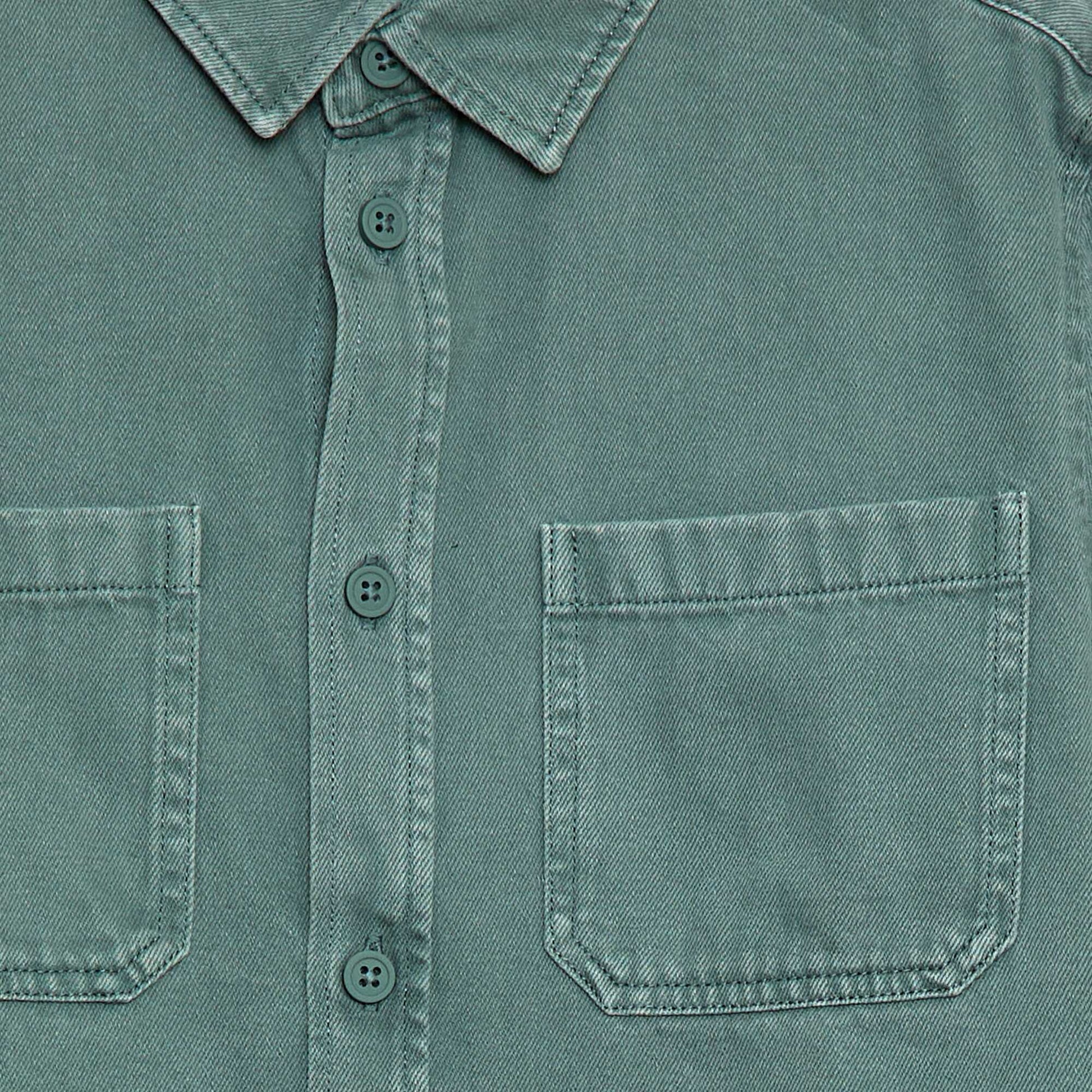 Chemise en twill avec 2 poches plaquées sur la poitrine VERT
