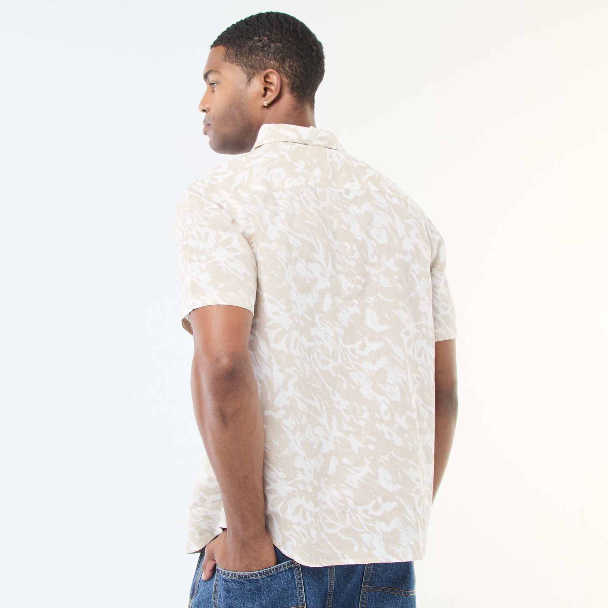 Chemise à manches courtes légère avec motif BEIGE