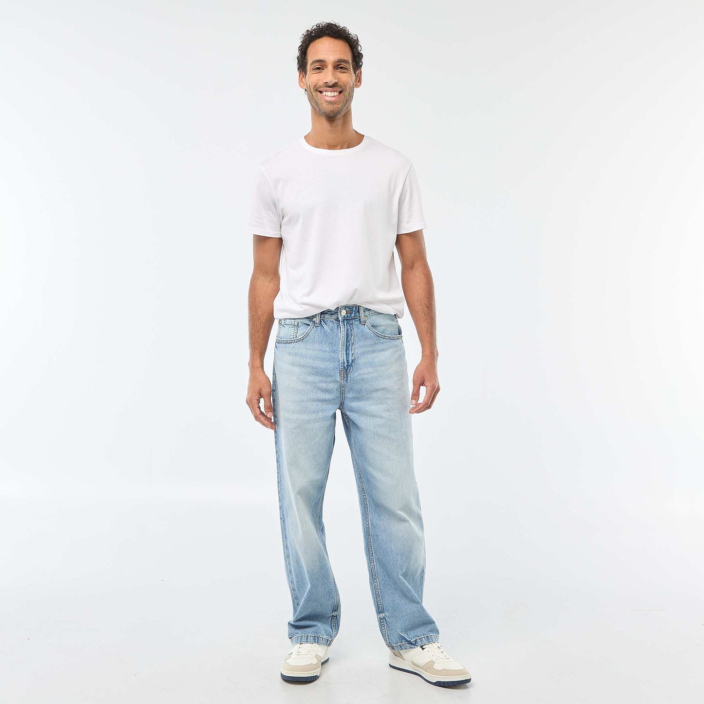 Jean droit / regular fit à 5 poches BLEU