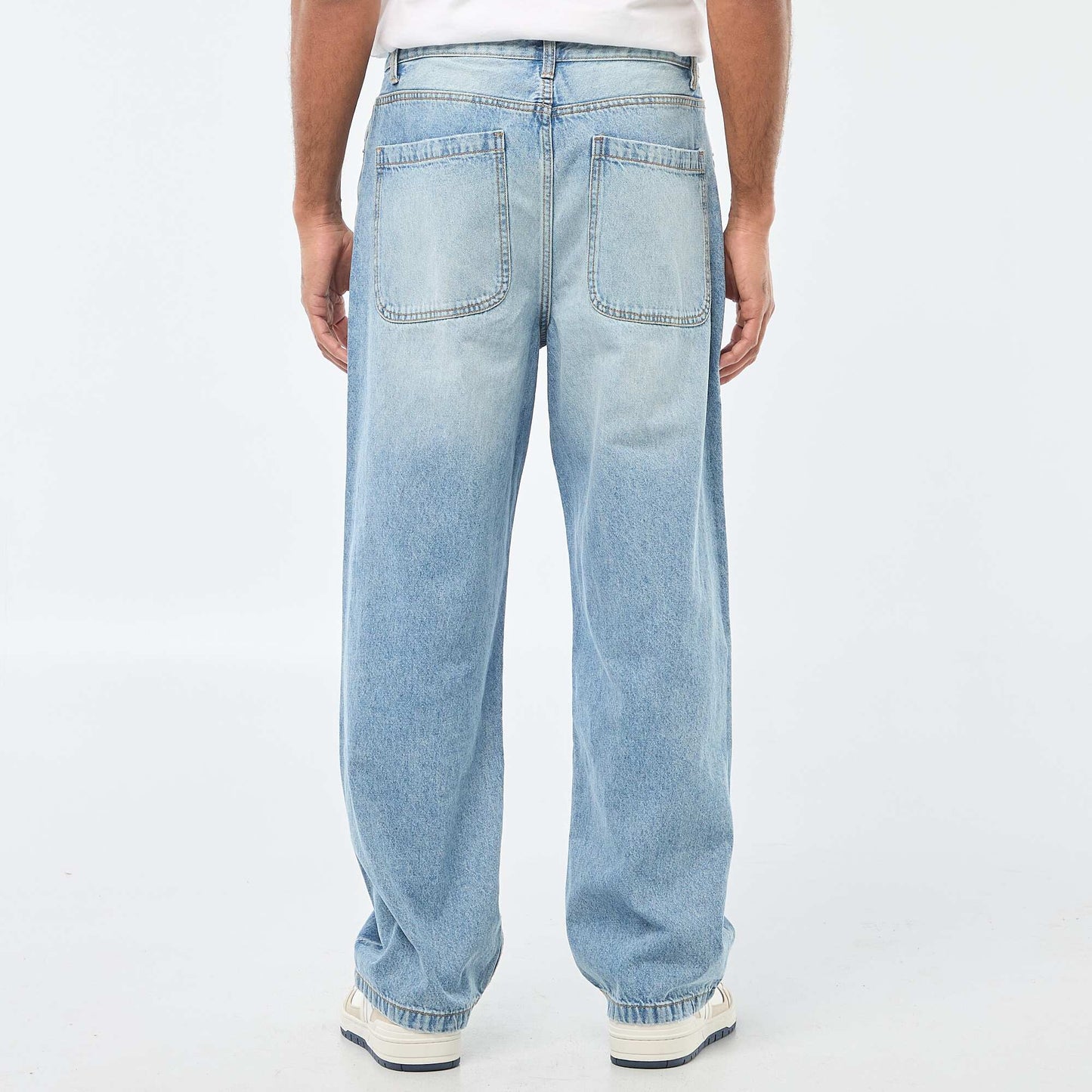 Jean droit / regular fit à 5 poches BLEU
