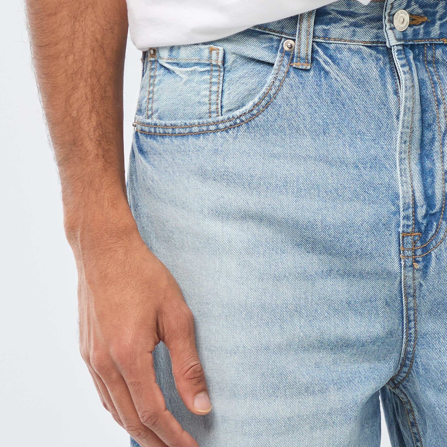 Jean droit / regular fit à 5 poches BLEU