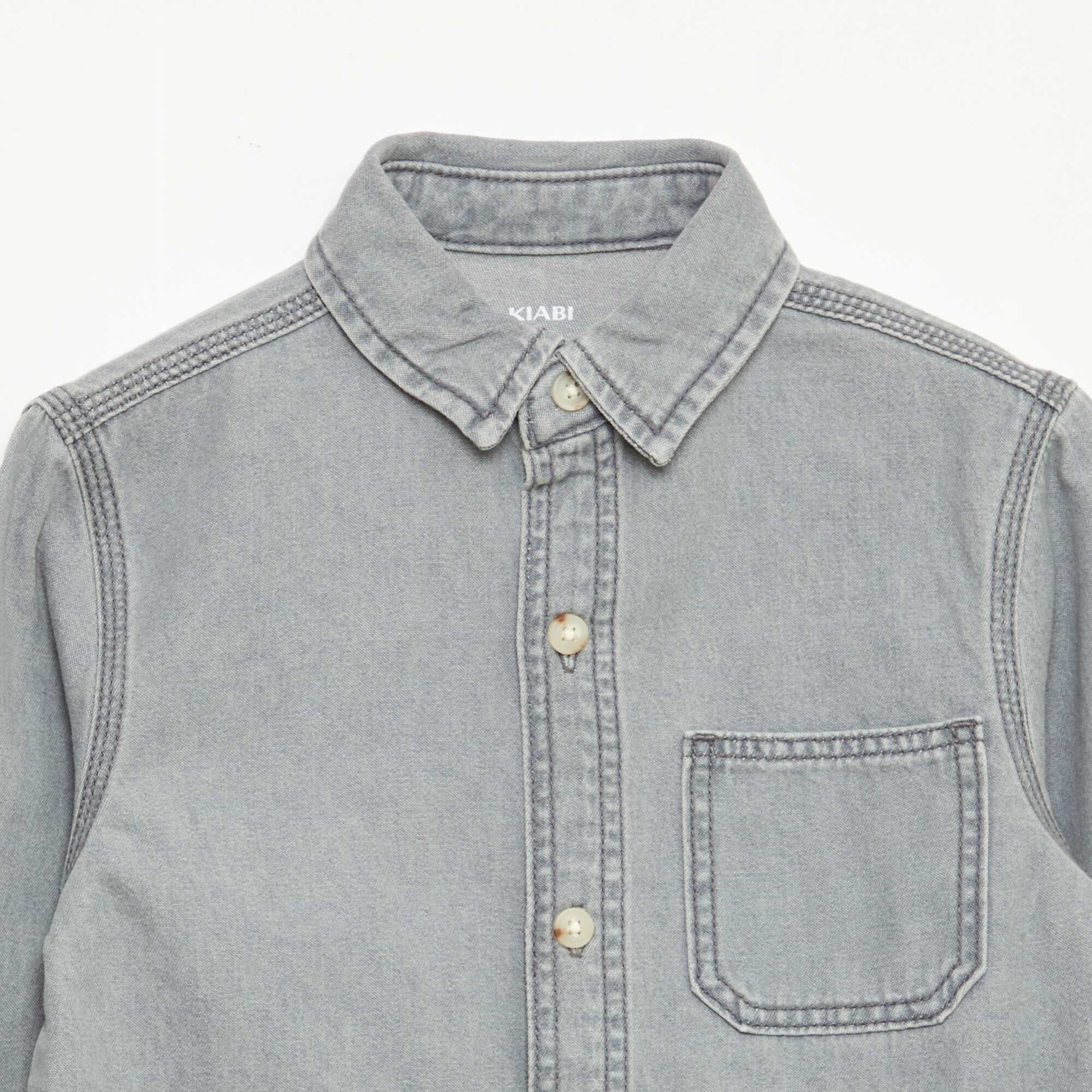 Chemise en jean avec poche poitrine GRIS
