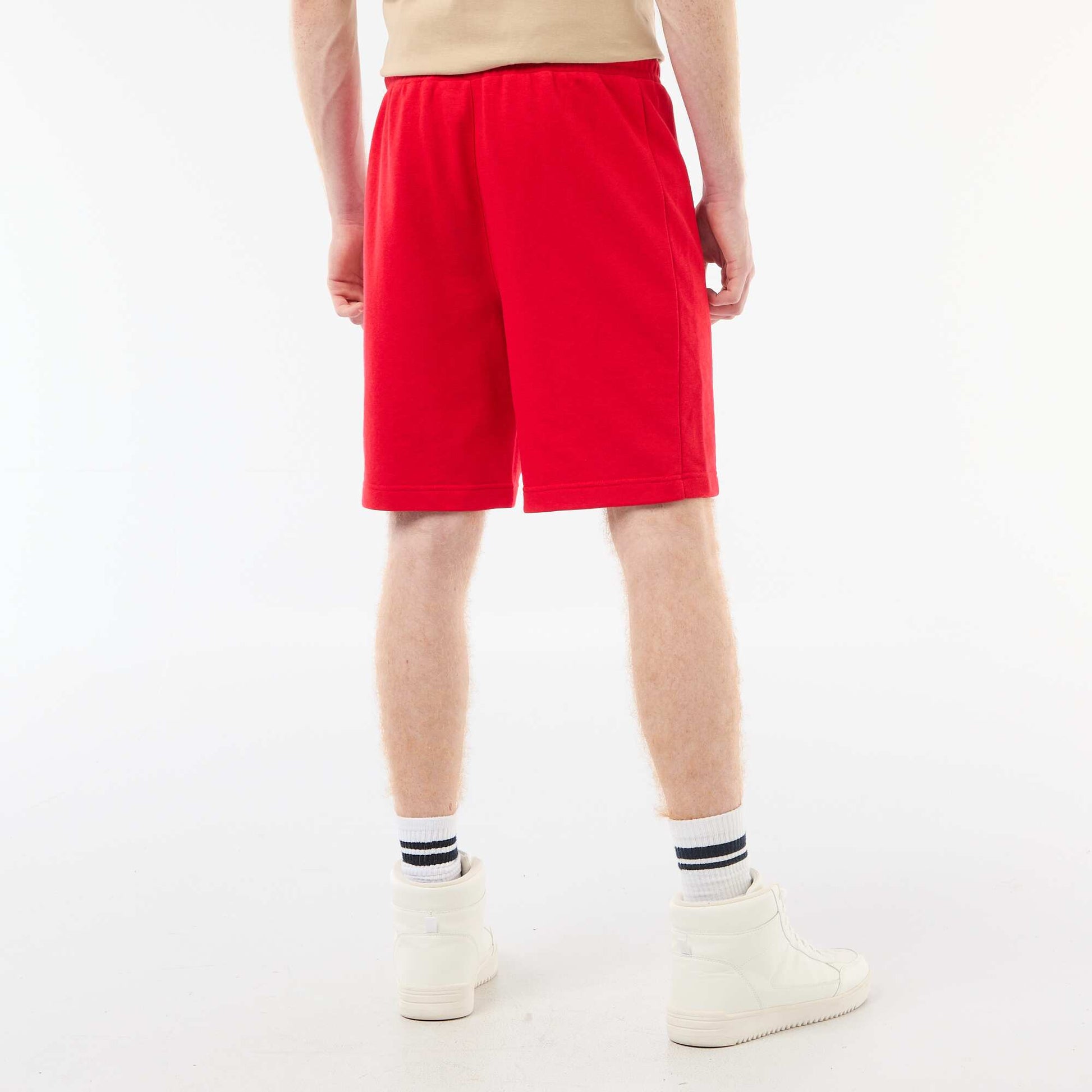 Short uni en french terry coton avec poches zippées ROUGE