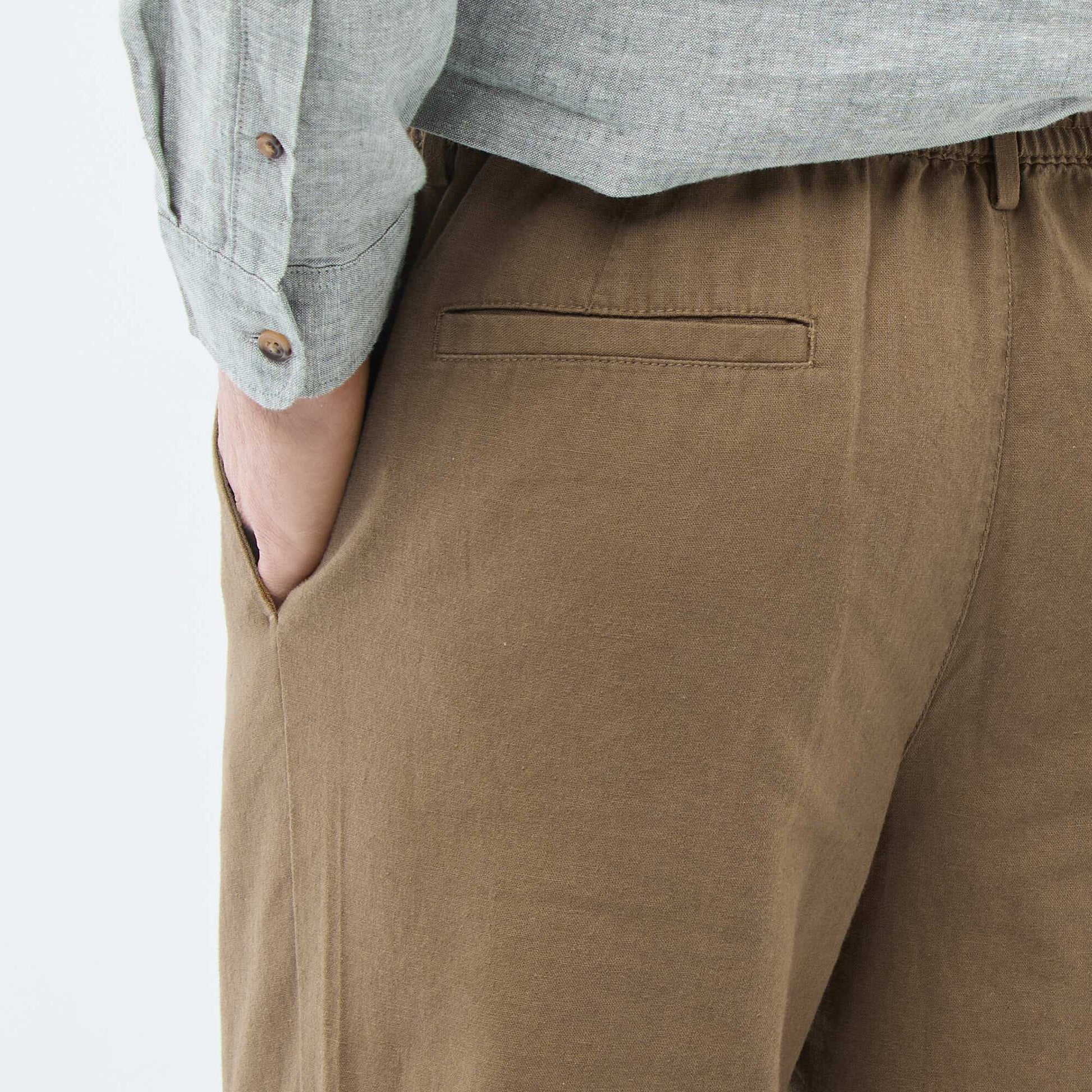 Pantalon chino regular en lin mélangé MARRON