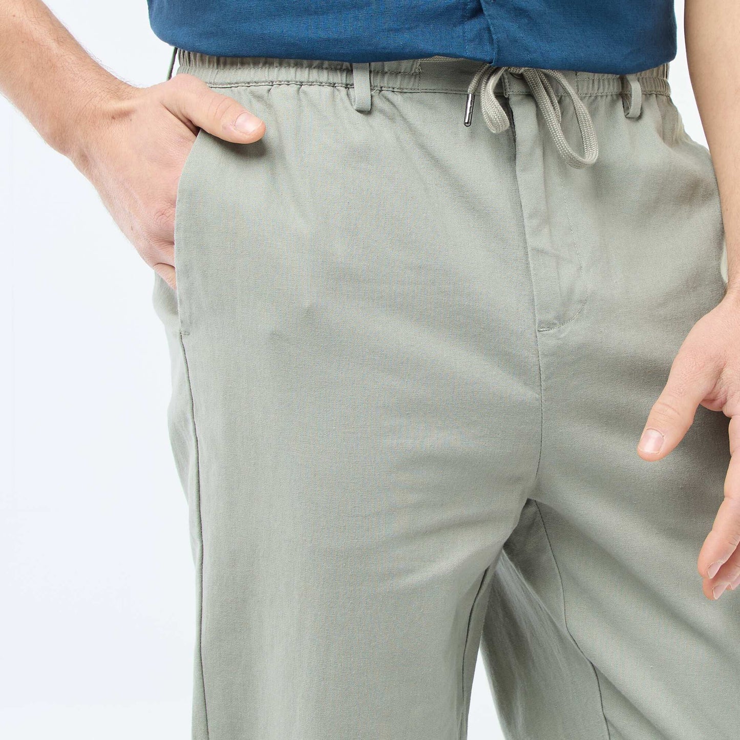 Pantalon chino regular en lin mélangé VERT
