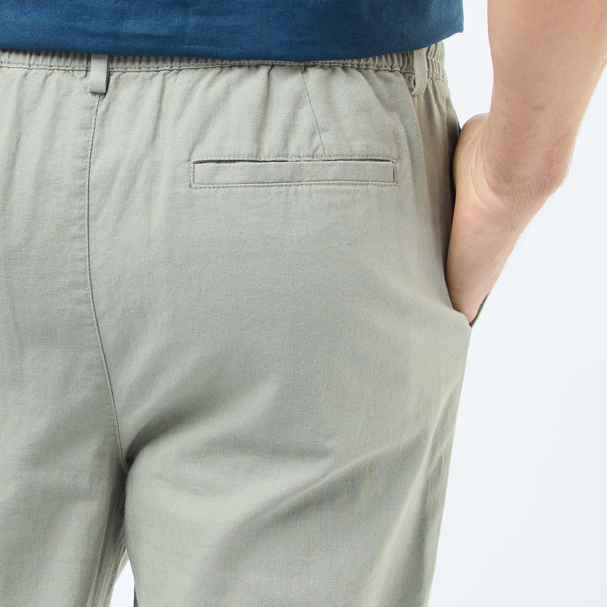 Pantalon chino regular en lin mélangé VERT