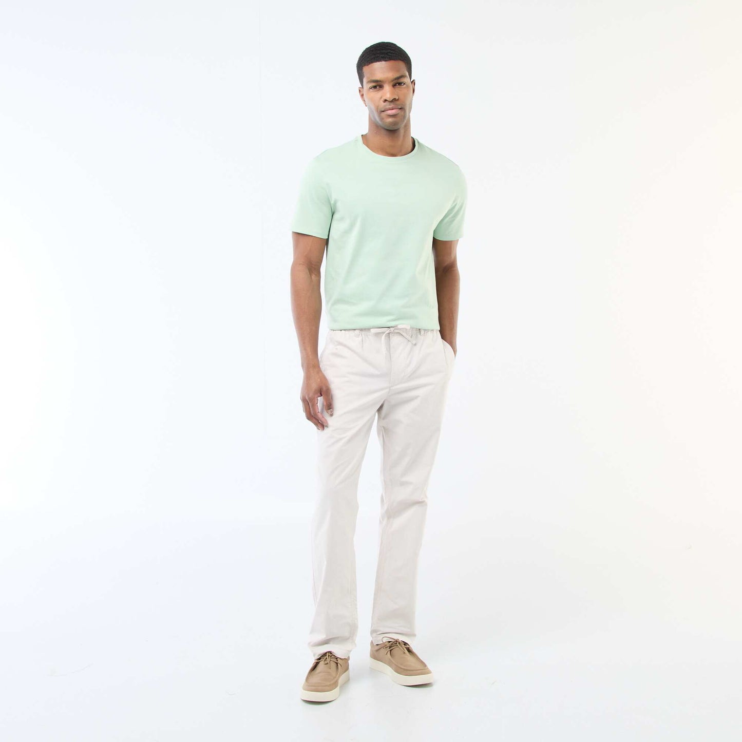 Pantalon regular en popeline craquante GRIS