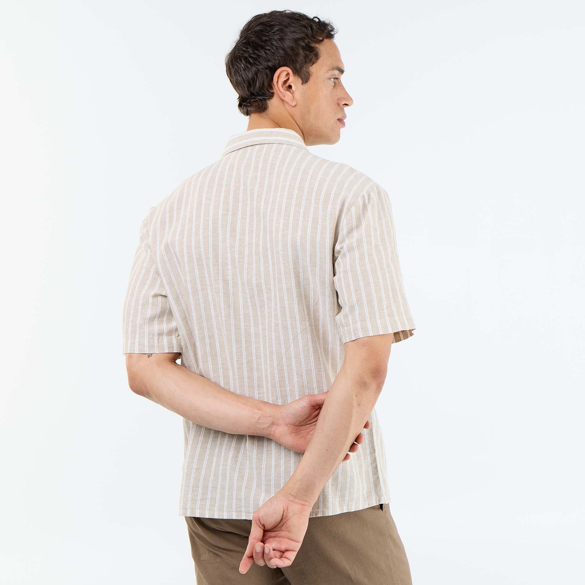 Chemise en lin mélangé à manches courtes BEIGE