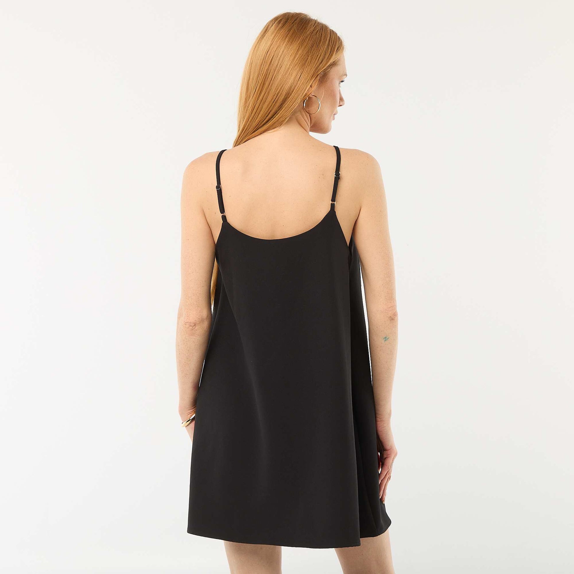 Robe courte à fines bretelles ajustables et gros nœud fantaisie NOIR