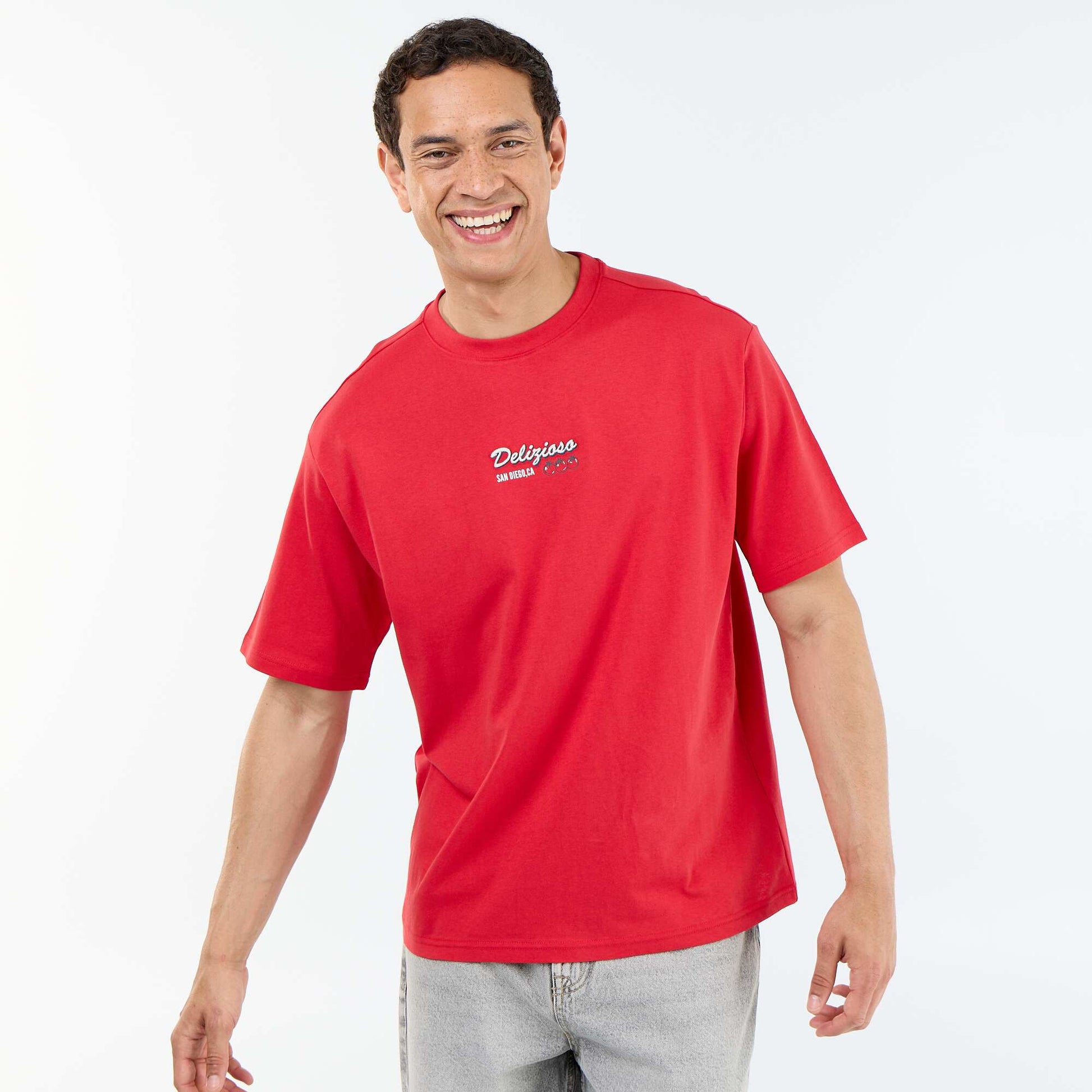 T-shirt à manches courtes avec imprimés et broderies recto/verso ROUGE