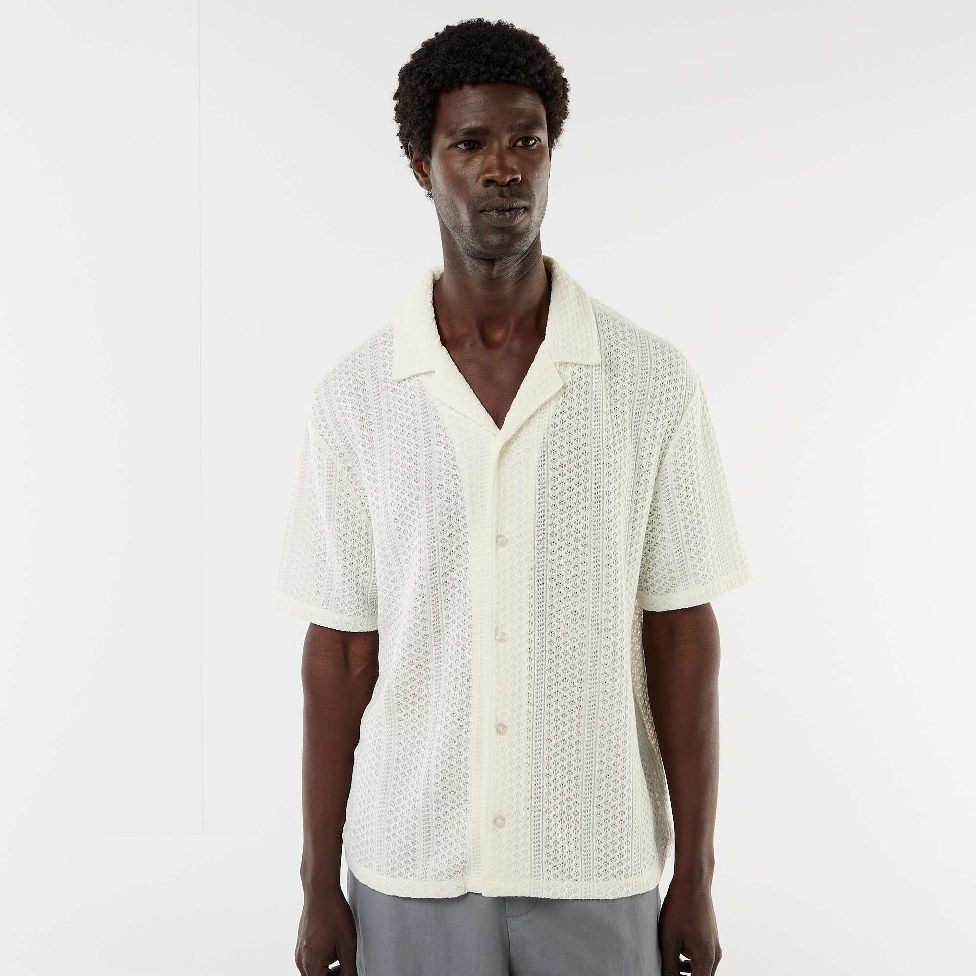 Chemise en maille ajourée et à manches courtes BLANC