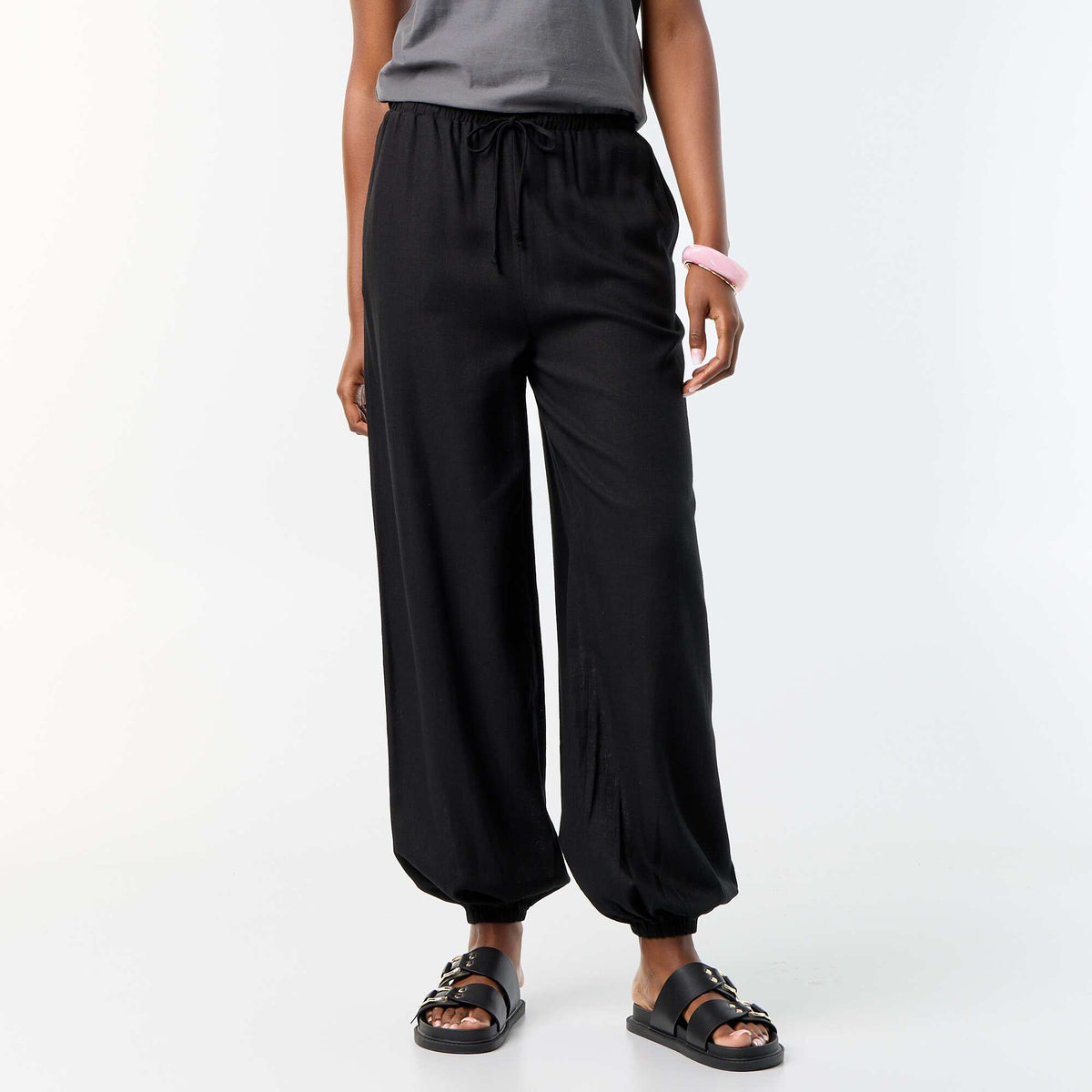 Pantalon coupe balloon uni avec 2 poches NOIR