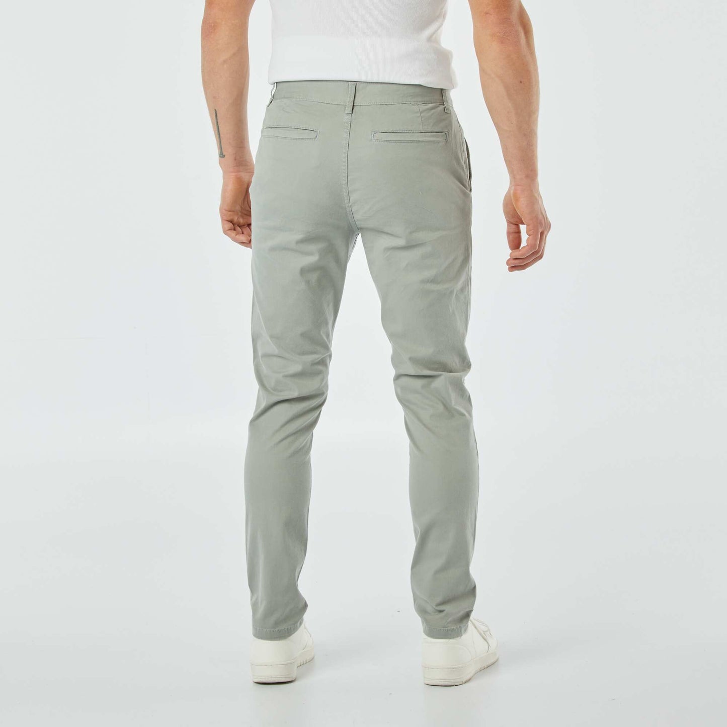 Pantalon chino slim VERT CLAIR