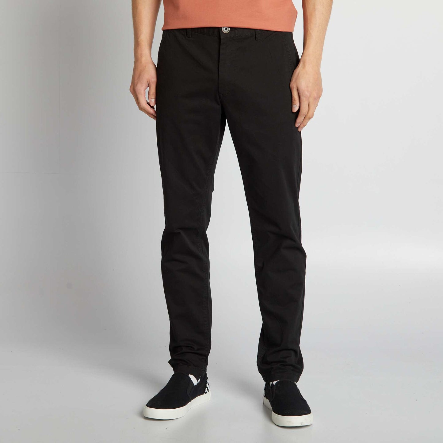 Pantalon chino slim NOIR