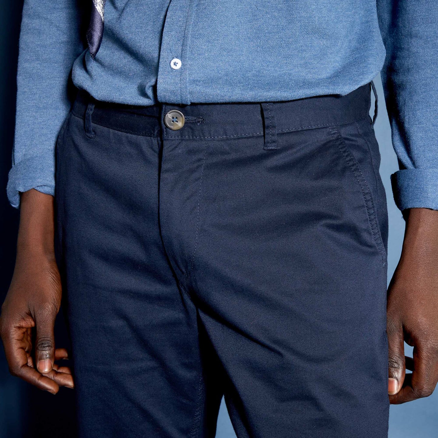 Pantalon chino slim BLEU