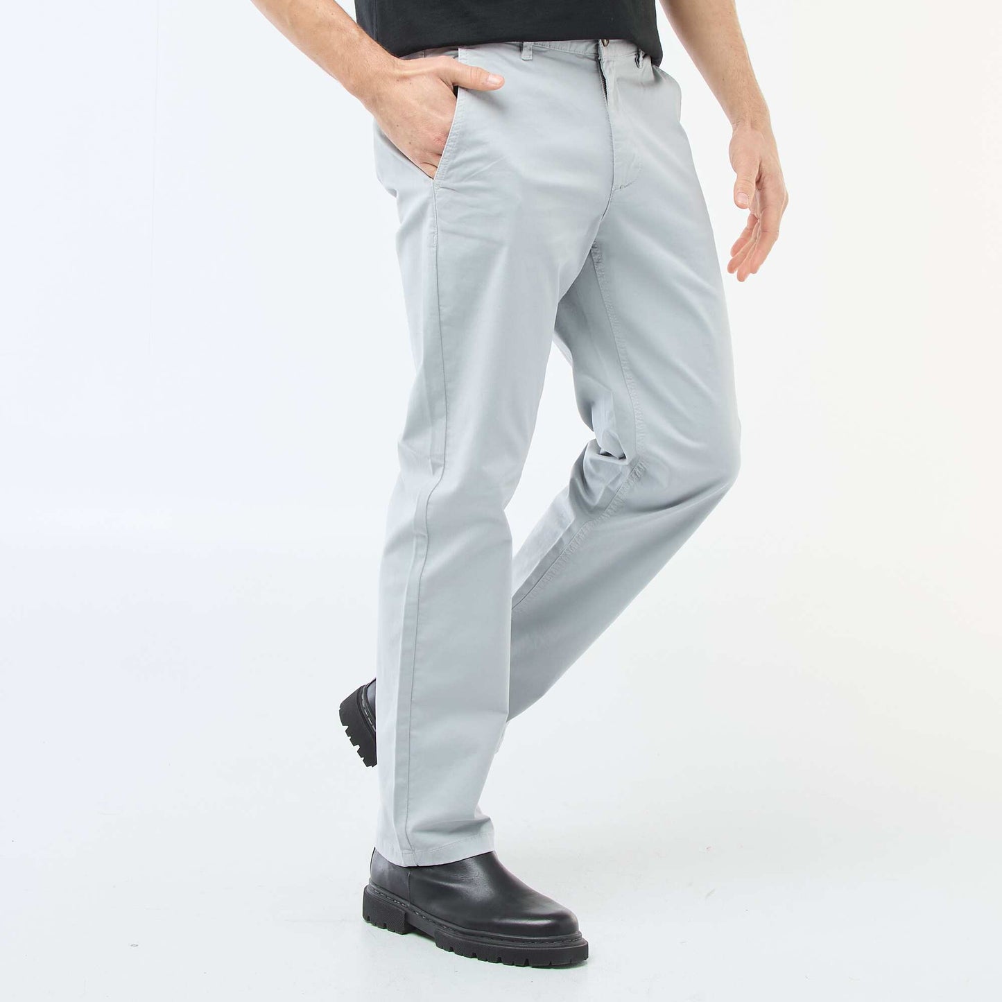 Pantalon chino regular - L32 GRIS