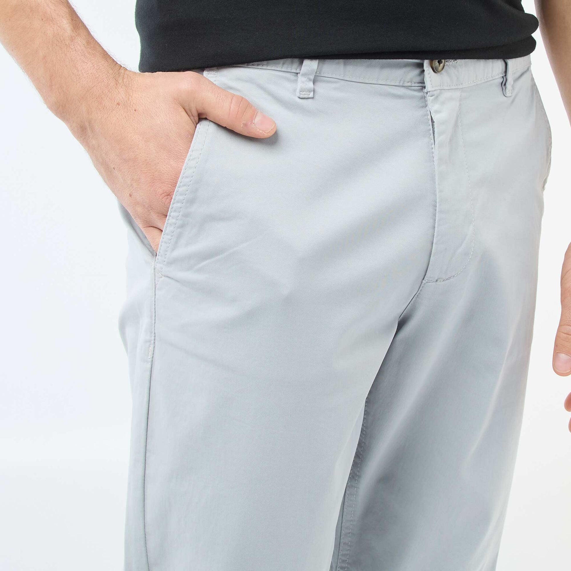 Pantalon chino regular - L32 GRIS