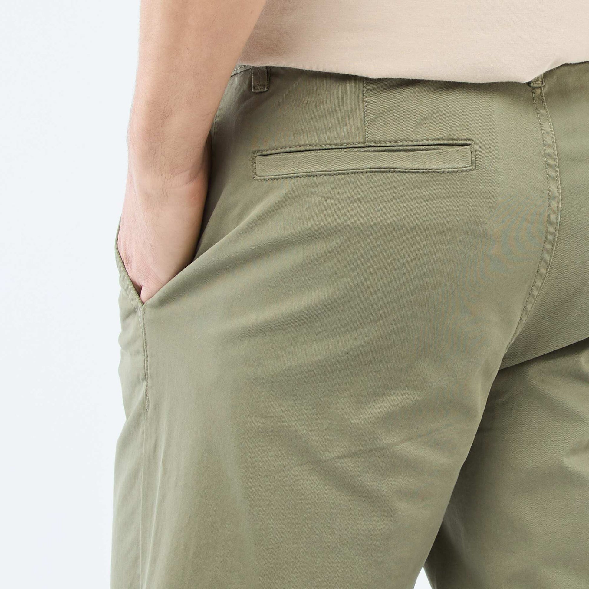Pantalon chino regular - L32 VERT